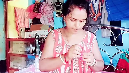 Komal's girlfriend sat on brother-in-law's clothes and started screaming, brother-in-law, you want to see your penis
