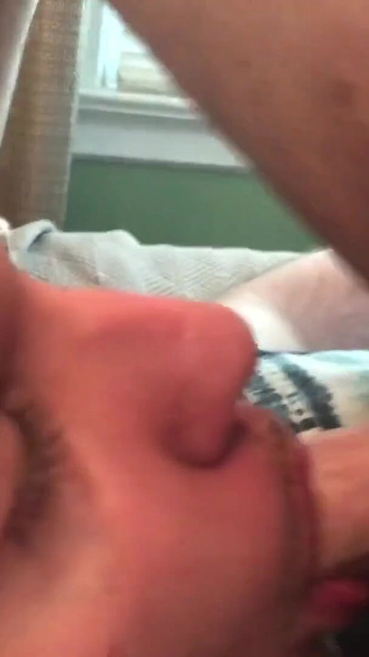 第一人称视角：肮脏的口头爸爸把他的鸡巴喂给一个fag | 短片 2