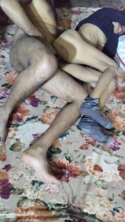 Again Yasir Bhai fucked Saba Jan at home | Clip 1