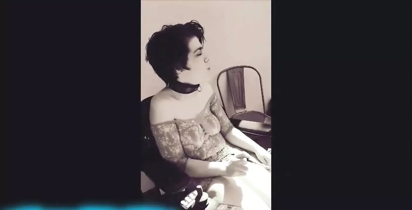 Film - Erotic Smoking Outdoors