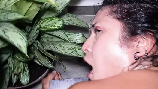 Pov si ratu seks anal lagi-lagi!  Setelah membiarkan pantatnya menganga dan memuaskan dahaganya