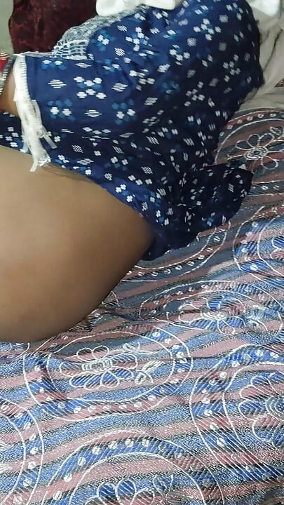 Kérem, 20 éves szűz lány vagyok, vegye le a hőt.