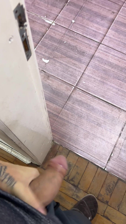 Close Up Secretary's Ass: Deep Up Anal - She Reacted with a Crazy Face