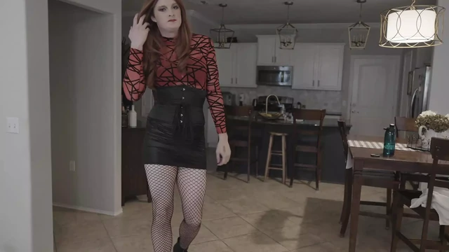 Sissy Mistress instructs you how to stroke