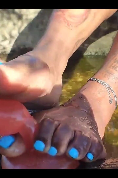 Tattooed Ebony with Sexy Feet Jacks off with Sensual Dildo with Her Very Wet Feet