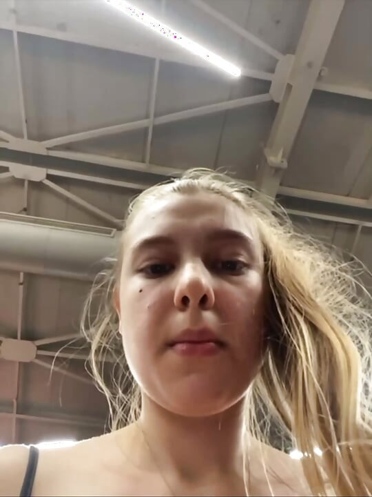 Workout with masturbate in public