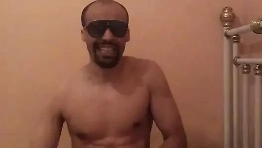 Meraktan izlemeye başlıyorsun, ama sona ermeden durmak imkansız olabilir