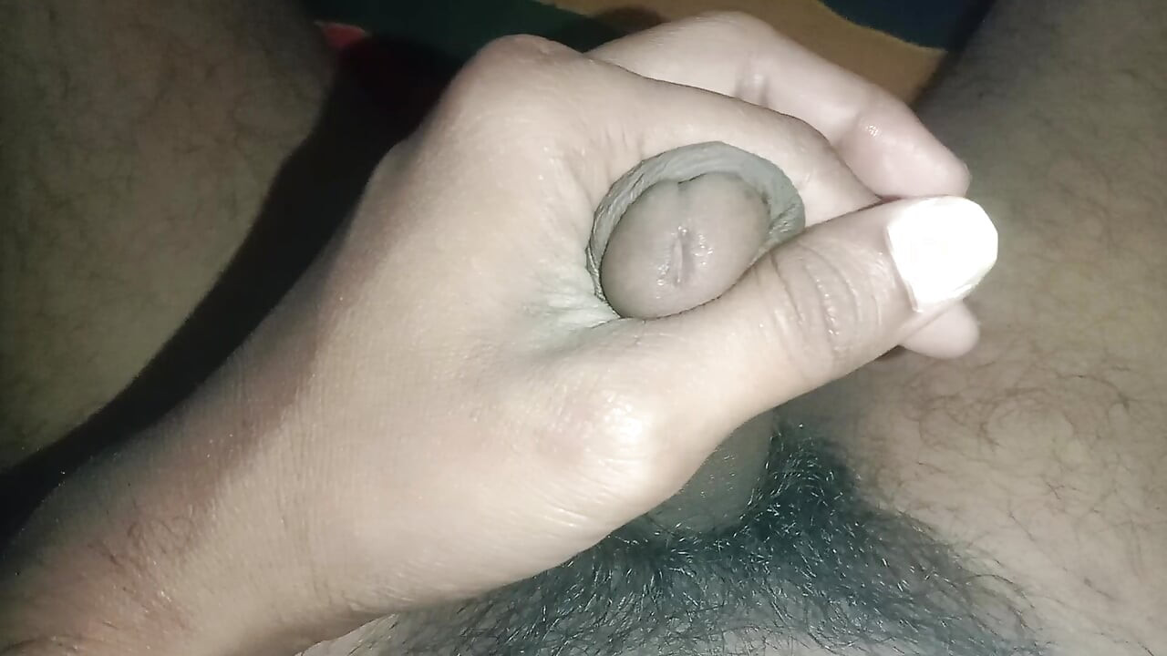 Desi boy masturbation