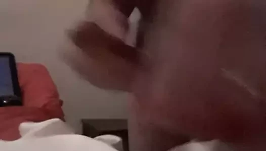 Beyaz saten slip içine janey için mastürbasyon