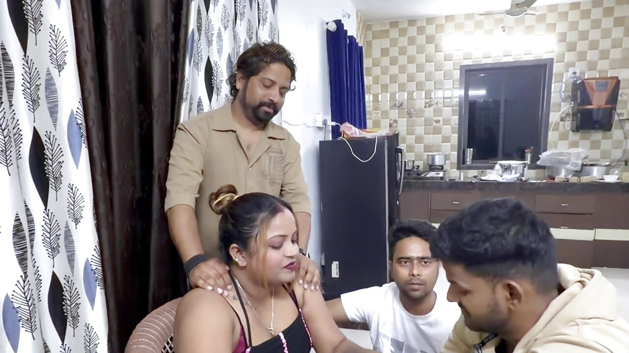 KOCHANKA DAŁA PODWÓJNĄ WYPŁATĘ I PREMIĘ ZAOFEROWAŁA SAMA, A SEVANTS BYLI ZACHWYCENI