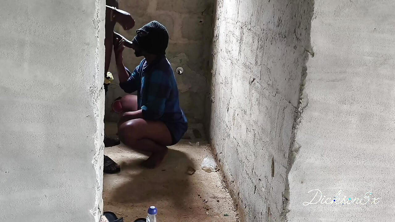 Fucking Ebony Big Wasit Bussy Inside the Toilet of an Uncompleted Building After a Blowjob