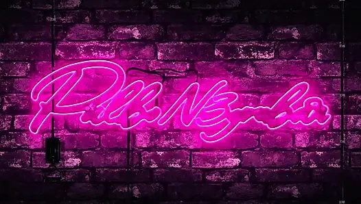 HALS-KÖNIGIN VERLORENES TRAININGSVIDEO