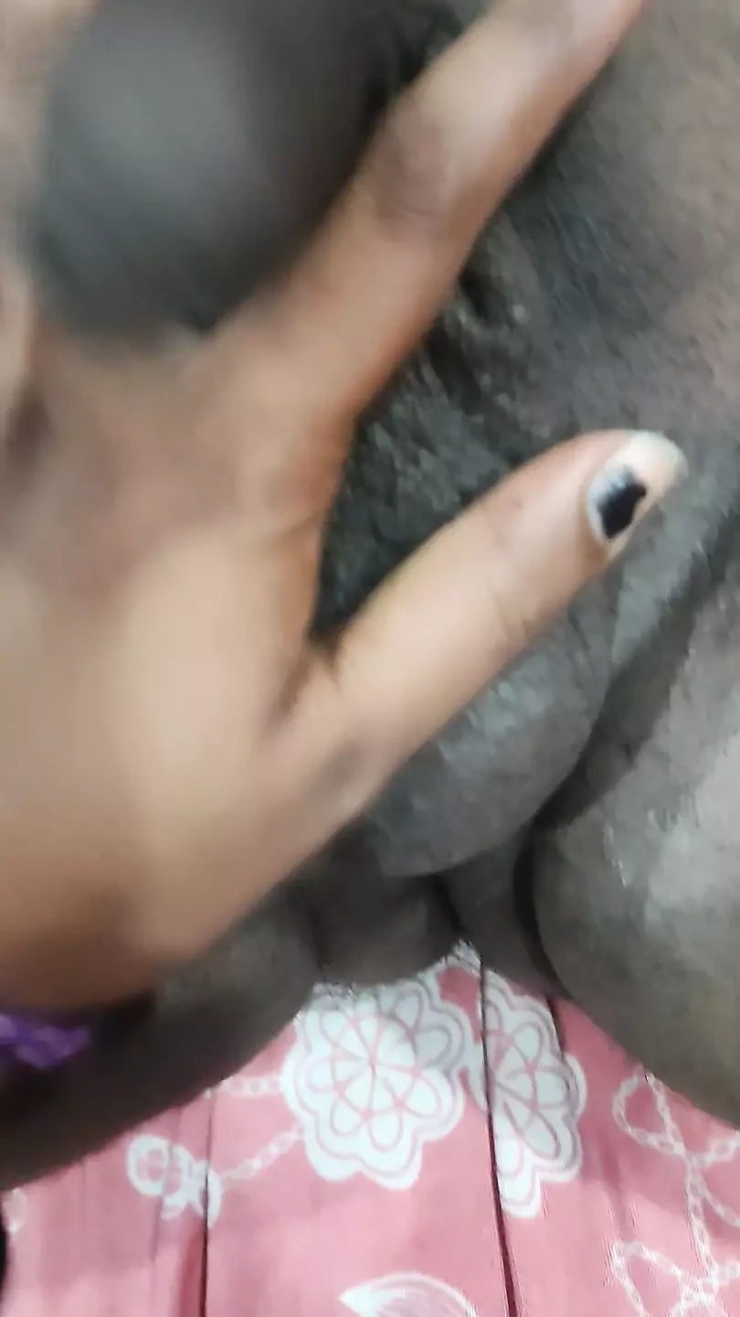 Sexy indická bhojpuri bhabhi si užívá se svým tchánem