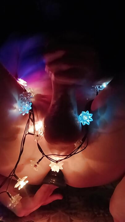 新しいアナル、幸せ。信じられないほどの前立腺オーガズム