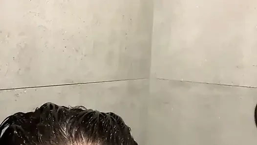 Live Stream with Dani Valentina