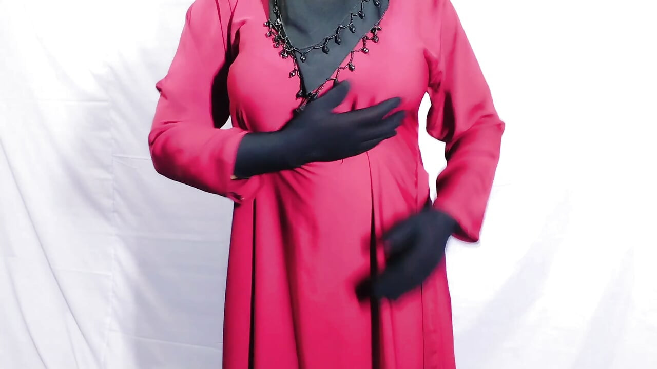 Pakisthani Desi Couple Outdoor Field Romantic Kiss Selfi Video by