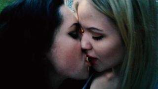 Alex Angel - lesbijska miłość - seks lesbijski (wersja reżyserska)