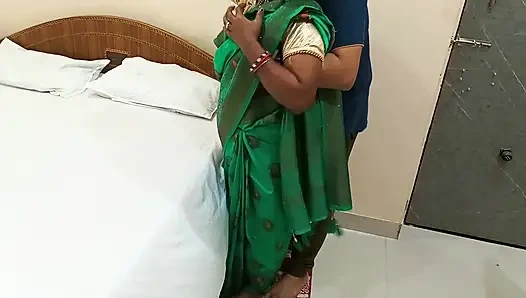 Beautiful Simran Bhabhi Hardcore Hot Blowjobs and Sex Video in Saree
