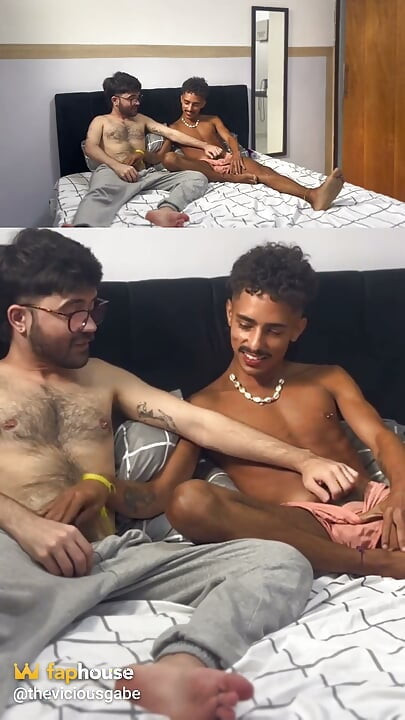 Punheta E Sexo Bareback Versão 2