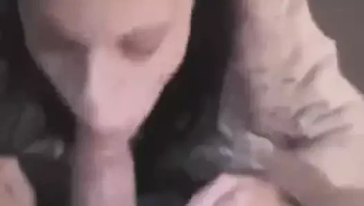 Poloneck делает минет