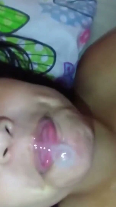 σκληρό Facial με σπέρμα στην απατημένη Hotwife πριν της γεμίσει και την μουνί με κρεμπάι | Clip 2