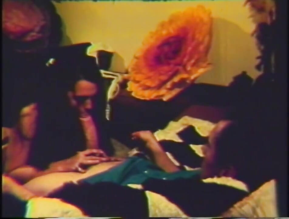 Sexy young girl in a vintage hard sex scene