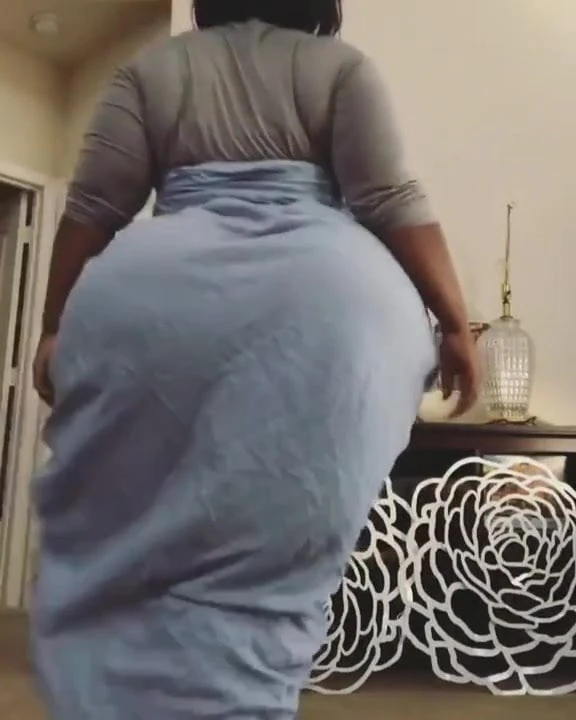 Black SSBBW  Booty
