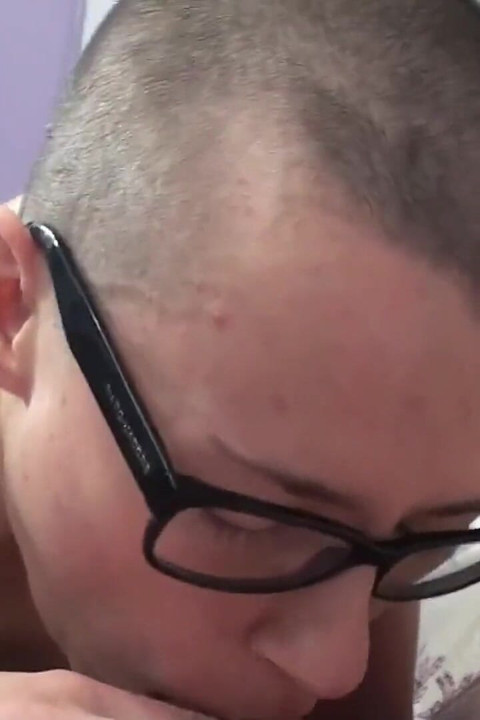 Nerdy nympho Shelly sucks some dick