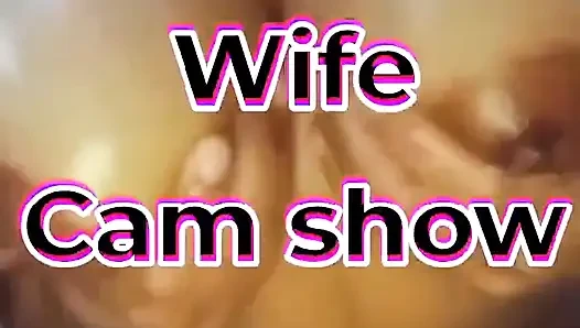 Sri Lankan Wife Use Brinjal and Pussy Make Qufeeng