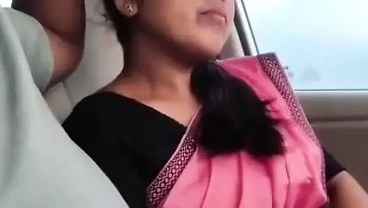 Tante dan pacarnya ketemu sama suaminya