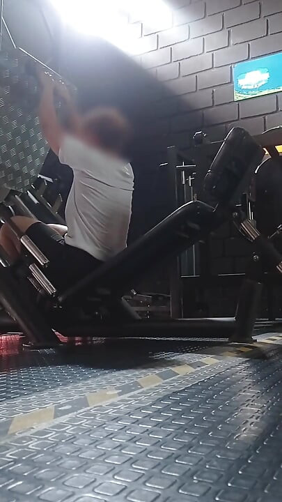 I Went to the Gym and Ended up Masturbating in the Bathroom My Hairy Pussy