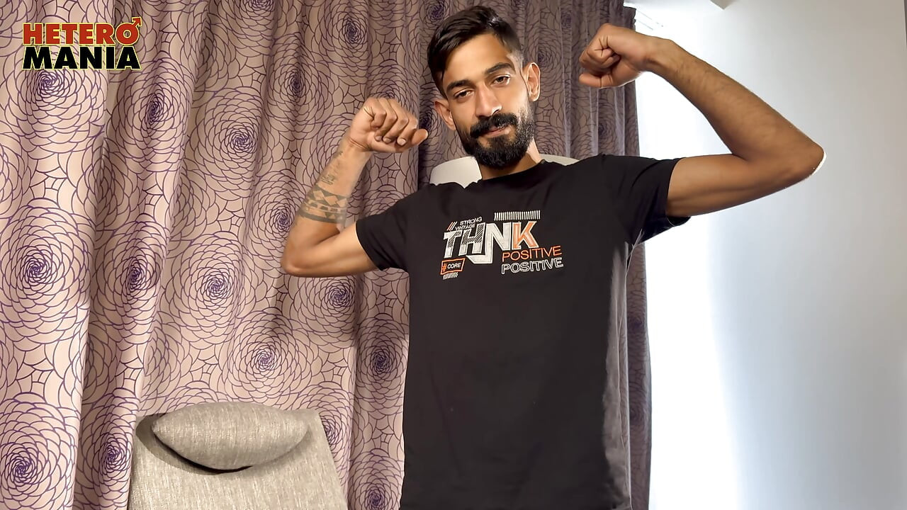 Παιχνίδι με παιχνίδια με τον Bayrak