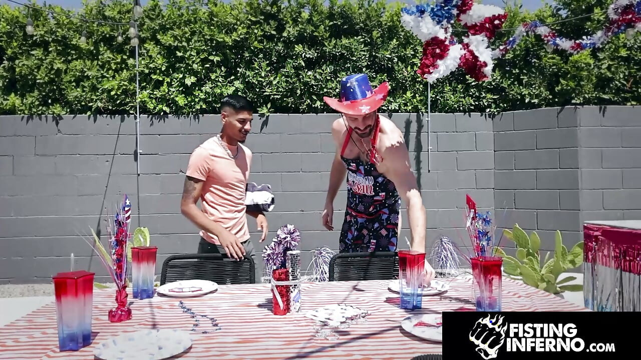 FISTING INFERNO - Eli Shaw Sneaks Off For Hardcore 4th Of July Anal And Fisting