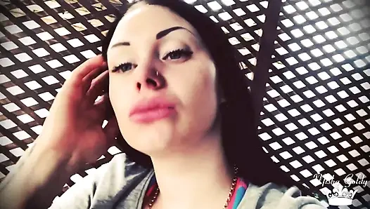 Отсасывая дым от зуда в носу и царапая его все время!