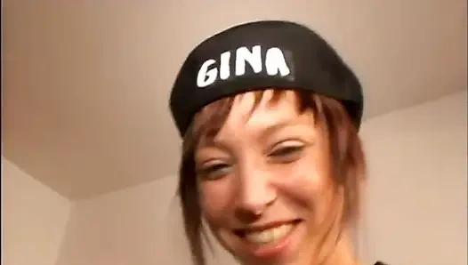 Alter und junger dreier, blonde milf, muschi lecken großen schwanz und lutschen