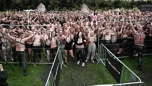 Nude Dining.. (Perverse Family)