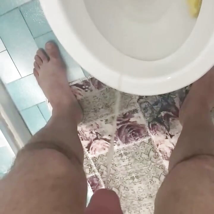 Turkish Hairy Cock Pee Video