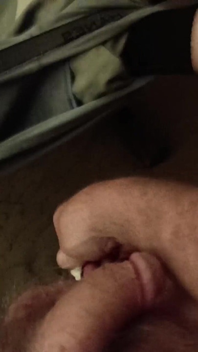 Horny and I love to suck cocks especially love sucking three or four cocks