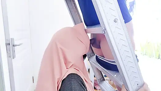 Prank Neighbor's Husband By Borrowing Screwdrivers
