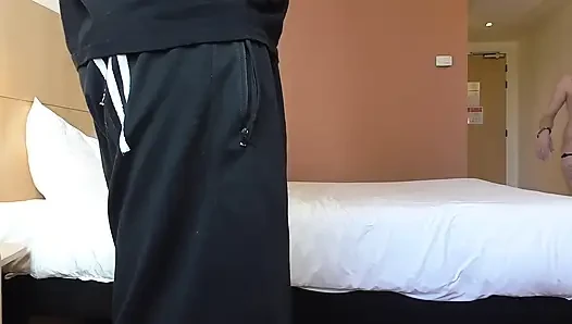 Schnelles ficken mit MILF Perla Rubia. Creampie