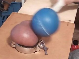 Masaż perkusyjny piłkami
