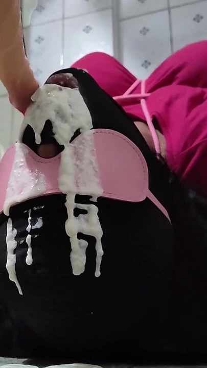 Moment mémorable de « BDSM Bondage vol.2 - The blow (double éjaculation) »