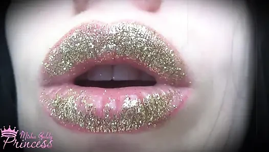 The most mesmerizing  golden lipstick