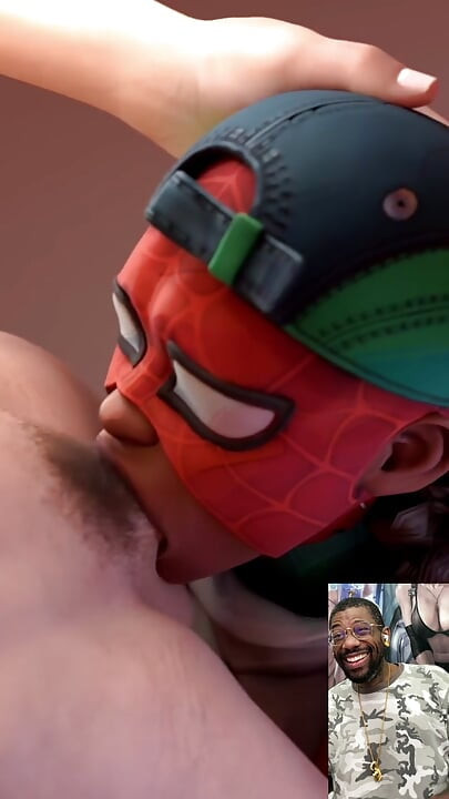 Чорношкіра повія-павук глибоко заглотує член товстушки чоловіка