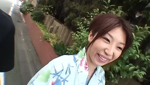 Asian Gheisha suck my big cock