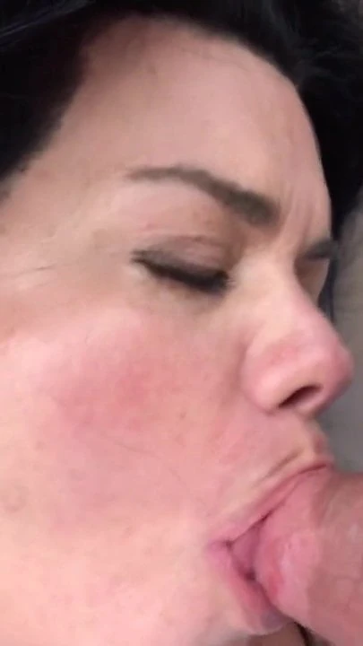 Fisted mature