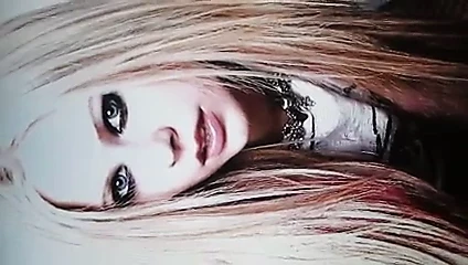 Avril lavigne boşalma 4