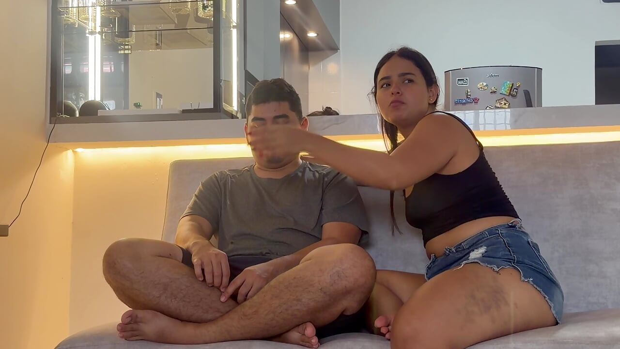 My hot stepsister helps me in deep therapy