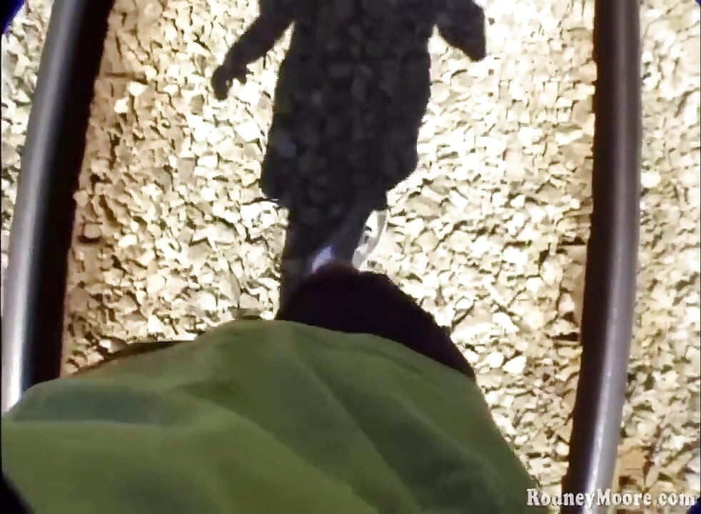 Ryoko si cewek seksi asia dengan tubuh mungil lagi asik ngentot dan dicrot di muka