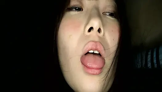 Gadis Naniwa kehilangan kendali karena menggoda berubah menjadi malam yang dalam dan liar
